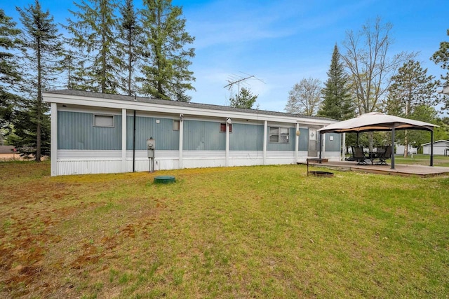 N9578 Dahleen Ln, Crivitz, WI 54114 - back of house with a gazebo and a yard