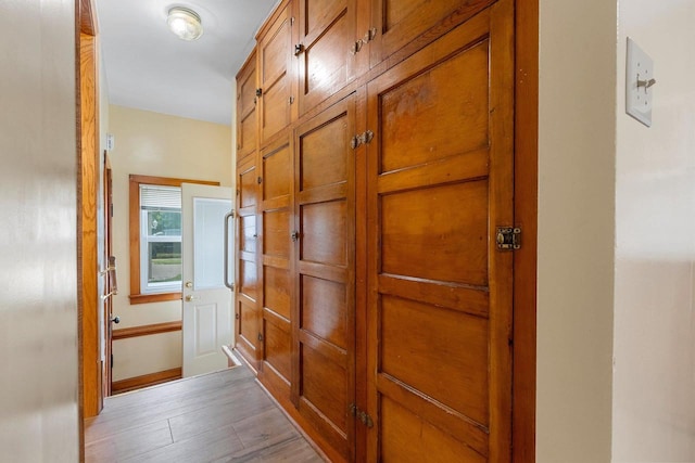 203 E 1st St, Kimberly, WI 54136 - hall featuring light wood-type flooring and baseboards