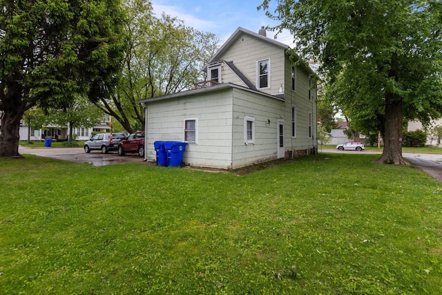 805 N State St, Appleton, WI 54911 - view of home's exterior with a yard