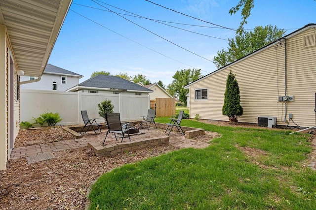 410 E Washington St, New London, WI 54961 - view of yard with a fire pit and a patio area