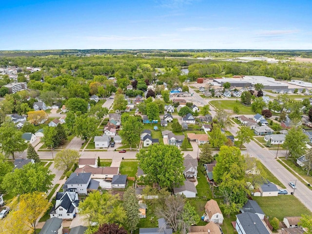 410 E Washington St, New London, WI 54961 - aerial perspective of suburban area