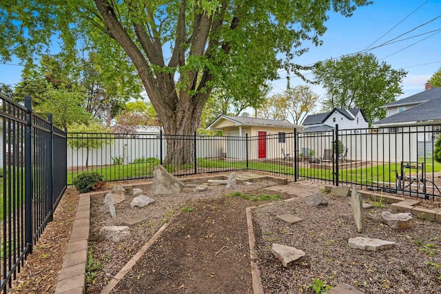 410 E Washington St, New London, WI 54961 - view of yard