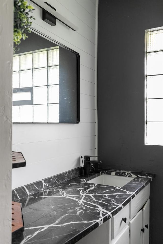 751 Warsaw St, Menasha, WI 54952 - detailed view of a sink