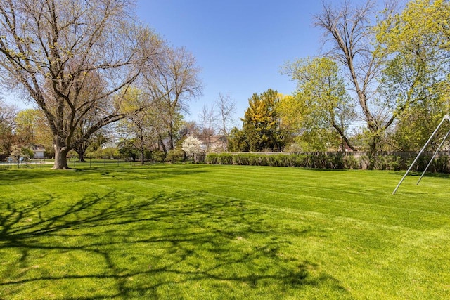 1030 Washington Ave, Oshkosh, WI 54901 - view of yard