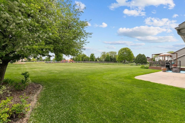 3226 W Twin Willow Ct, Appleton, WI 54914 - view of grassy yard with a patio area and a gazebo