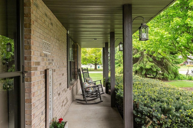 3226 W Twin Willow Ct, Appleton, WI 54914 - view of covered porch