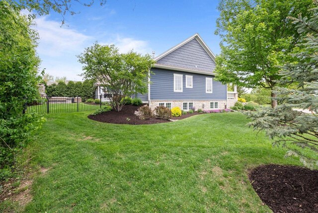 833 Red Hawk Dr, Walworth, WI 53184 - view of home's exterior