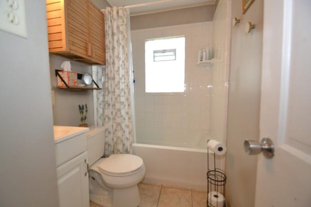 10432 W Manor Park Dr, West Allis, WI 53227 - full bath featuring vanity, tile patterned flooring, shower / bath combo with shower curtain, and toilet