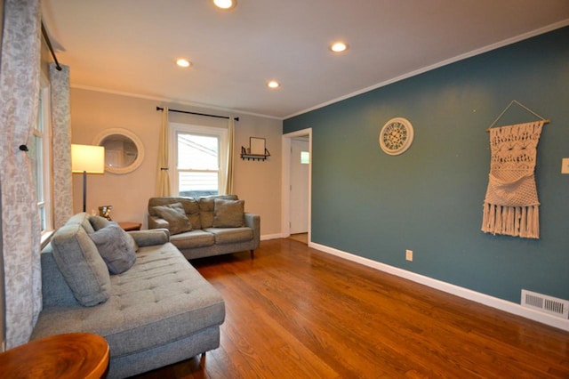 10432 W Manor Park Dr, West Allis, WI 53227 - living room featuring ornamental molding, wood finished floors, recessed lighting, and baseboards