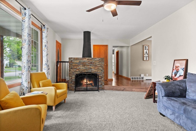 1651 4th St, Port Edwards, WI 54469 - carpeted living area featuring a ceiling fan