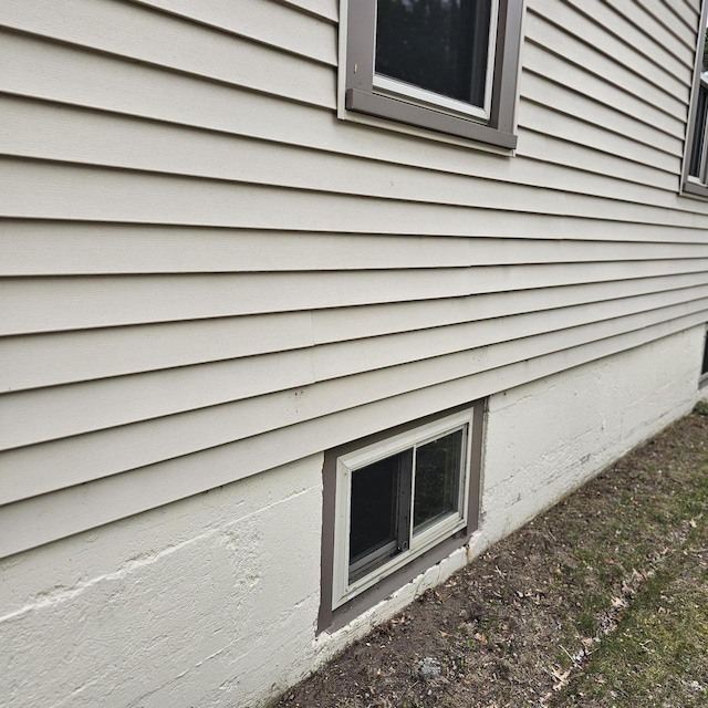 1048 W Wisconsin St, Portage, WI 53901 - exterior view