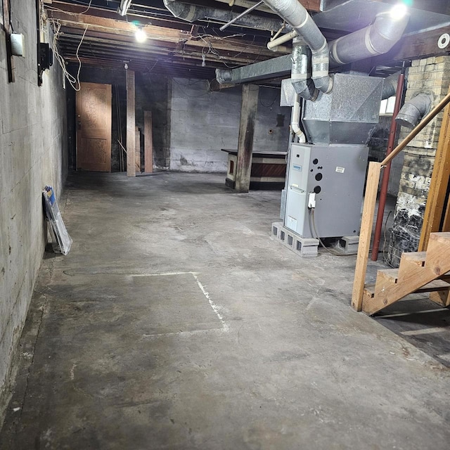 1048 W Wisconsin St, Portage, WI 53901 - unfinished basement with heating unit