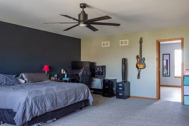 516 Prairie Point Dr, Poplar Grove, IL 61065 - carpeted bedroom featuring baseboards and a ceiling fan