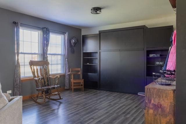 516 Prairie Point Dr, Poplar Grove, IL 61065 - living area featuring wood finished floors