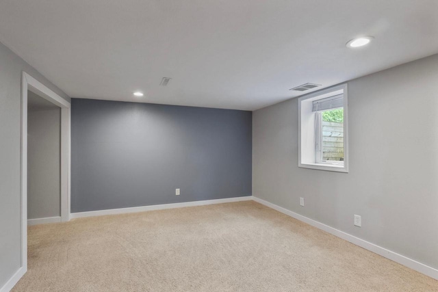 340 12th St S, Wisconsin Rapids, WI 54494 - unfurnished room with recessed lighting, baseboards, and carpet floors