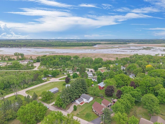 554 N Harvard Ave, Endeavor, WI 53930 - aerial view of property and surrounding area featuring a nearby body of water and nearby suburban area