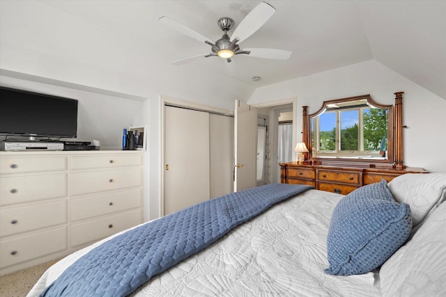 N26W30255 Maple Ave, Pewaukee, WI 53072 - bedroom with lofted ceiling and ceiling fan