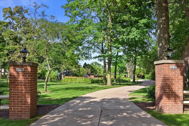 4696 N Lake Dr, Whitefish Bay, WI 53211 - view of community featuring a lawn