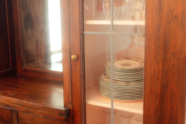 150 S James St, Waukesha, WI 53186 - detailed view