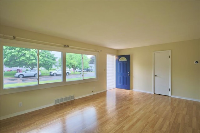 3053 Jupiter Ave, Eau Claire, WI 54703 - unfurnished room with wood finished floors and baseboards