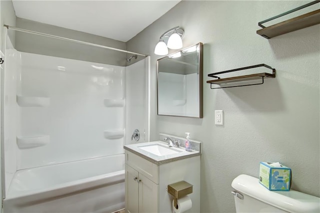 1708 Rist Ave, Eau Claire, WI 54701 - bathroom with toilet, vanity, and tub / shower combination