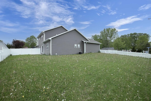 N406 Marion Ave, Appleton, WI 54915 - view of side of home