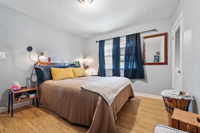 4131 N 41st St, Milwaukee, WI 53216 - bedroom with light wood finished floors and baseboards