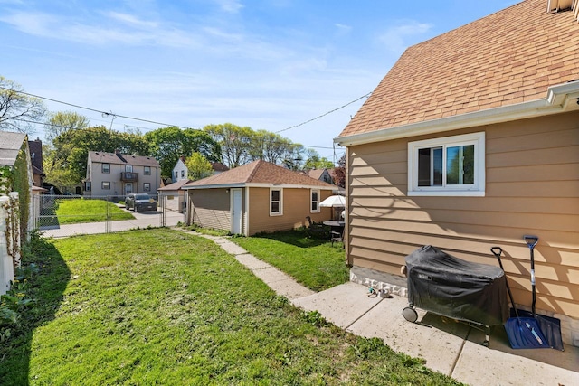 4131 N 41st St, Milwaukee, WI 53216 - view of yard with an outbuilding
