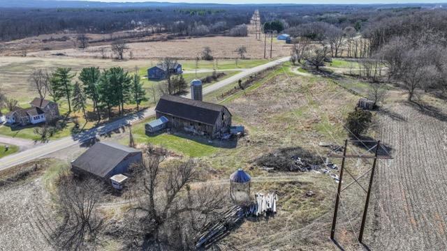 N7558 Boeck Rd, Portage, WI 53901