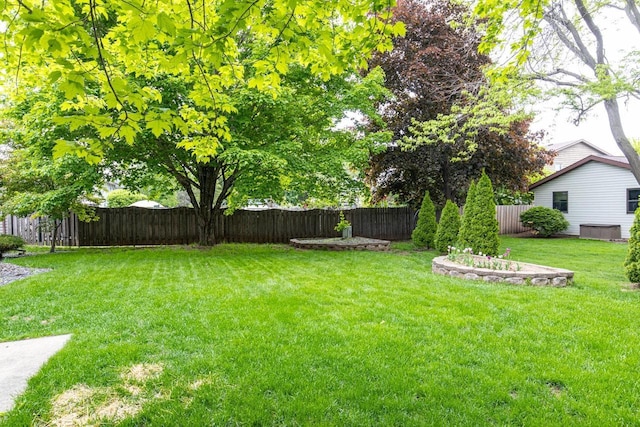 1074 Pendleton Rd, Neenah, WI 54956 - view of yard