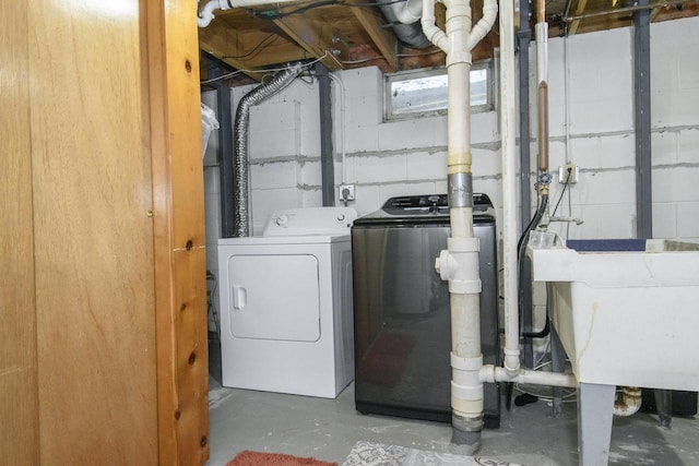 10065 S Cindy Ln, Oak Creek, WI 53154 - laundry room with separate washer and dryer and concrete block wall