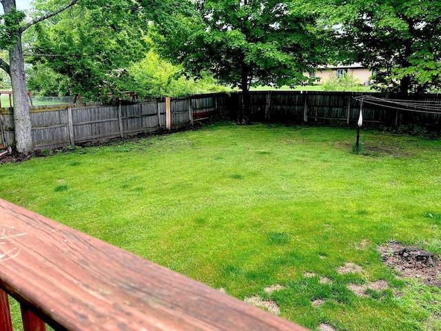 2621 Golf Course Rd, Wisconsin Rapids, WI 54494 - view of yard