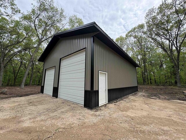 W4800 Lake Dr, Cecil, WI 54111