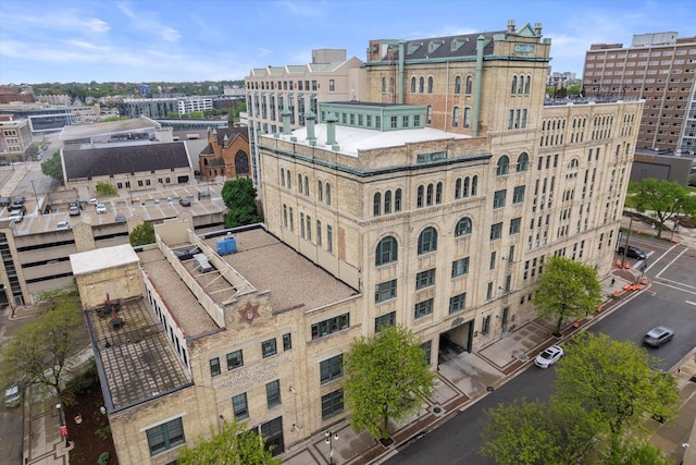 270 E Highland Ave Unit 1031, Milwaukee, WI 53202 - view of property featuring a city view