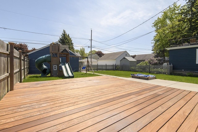 3552 S Pine Ave, Milwaukee, WI 53207 - deck featuring a playground