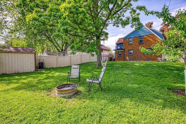 813 W Summer St, Appleton, WI 54914 - view of yard
