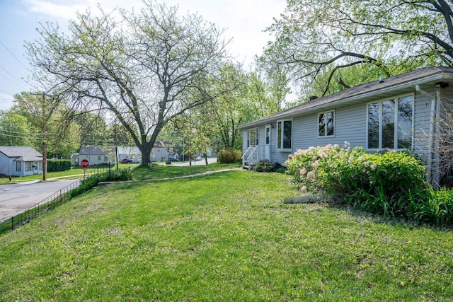 706 Tremont St, Mauston, WI 53948 - view of green lawn