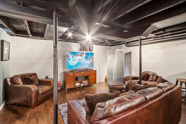 707 E Roland St, Oconomowoc, WI 53066 - living room featuring wood finished floors