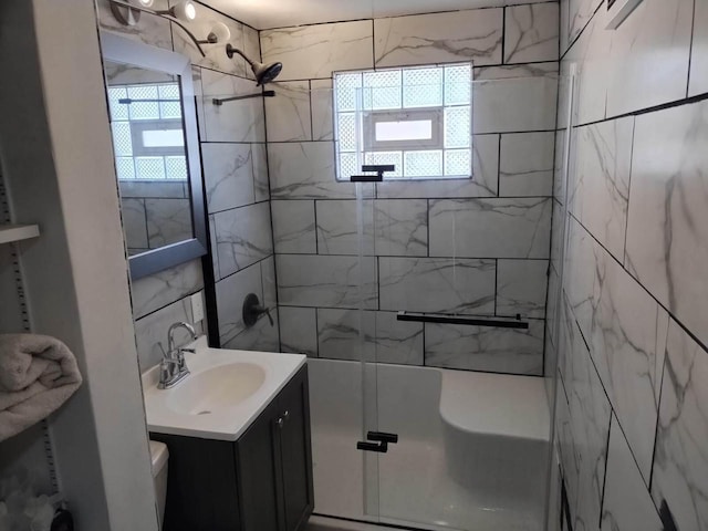 4507 S Griffin Ave, Milwaukee, WI 53207 - full bath featuring a shower stall, toilet, and vanity