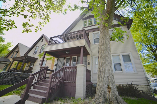 2477 N 37th St Unit 2479, Milwaukee, WI 53210 - view of front of home featuring a balcony