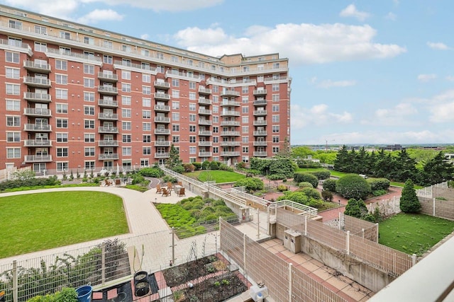 333 W Mifflin St Unit 8100, Madison, WI 53703 - view of apartment building / complex