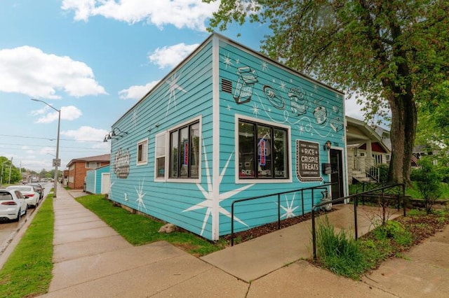 2114 S 81st St, West Allis, WI 53219 - view of property exterior