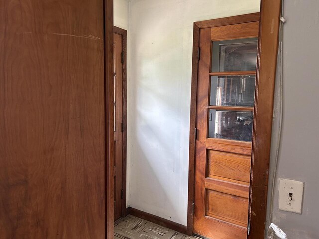 965 Appleton Rd, Menasha, WI 54952 - detailed view of baseboards