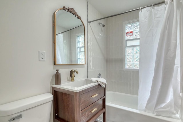 1551 N 50th St, Milwaukee, WI 53208 - bathroom featuring toilet, healthy amount of natural light, and shower / bath combo