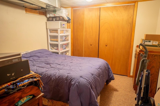 23920 US Highway 2, Ashland, WI 54806 - carpeted bedroom featuring a closet