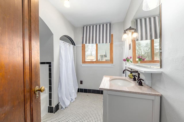 529 N 68th St, Wauwatosa, WI 53213 - full bath with vanity