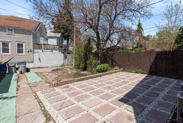 518-520 E Glover Ave, Milwaukee, WI 53212 - view of patio