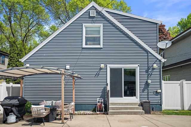 915 E Ohio Ave, Milwaukee, WI 53207 - back of house with entry steps and a patio area