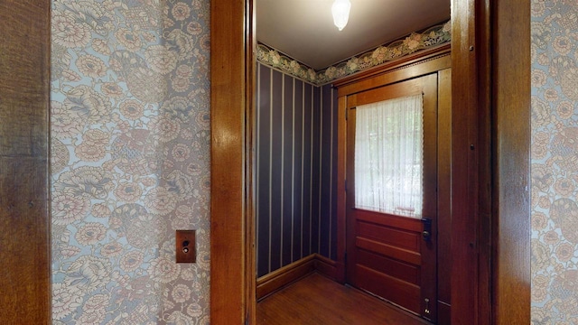 300 S Vine Ave, Marshfield, WI 54449 - view of doorway to outside