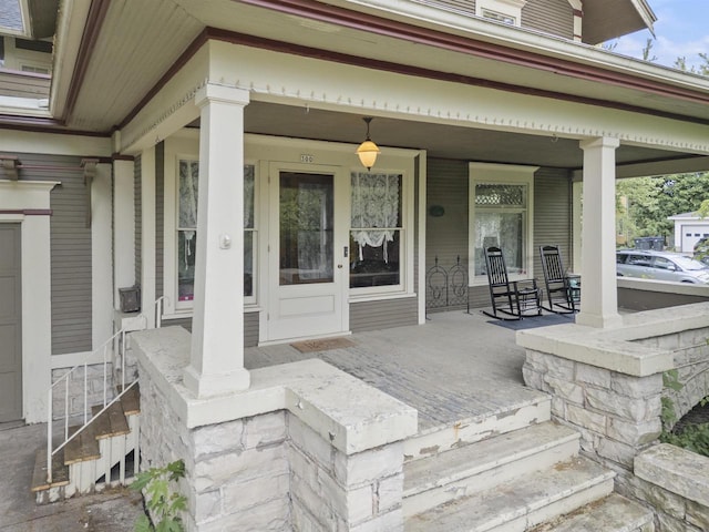 300 S Vine Ave, Marshfield, WI 54449 - entrance to property featuring a porch